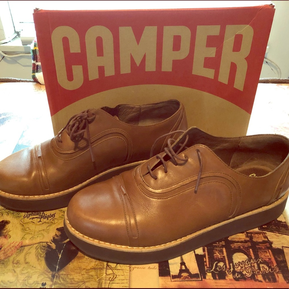 Lightly worn Camper Oxford platform shoes!
